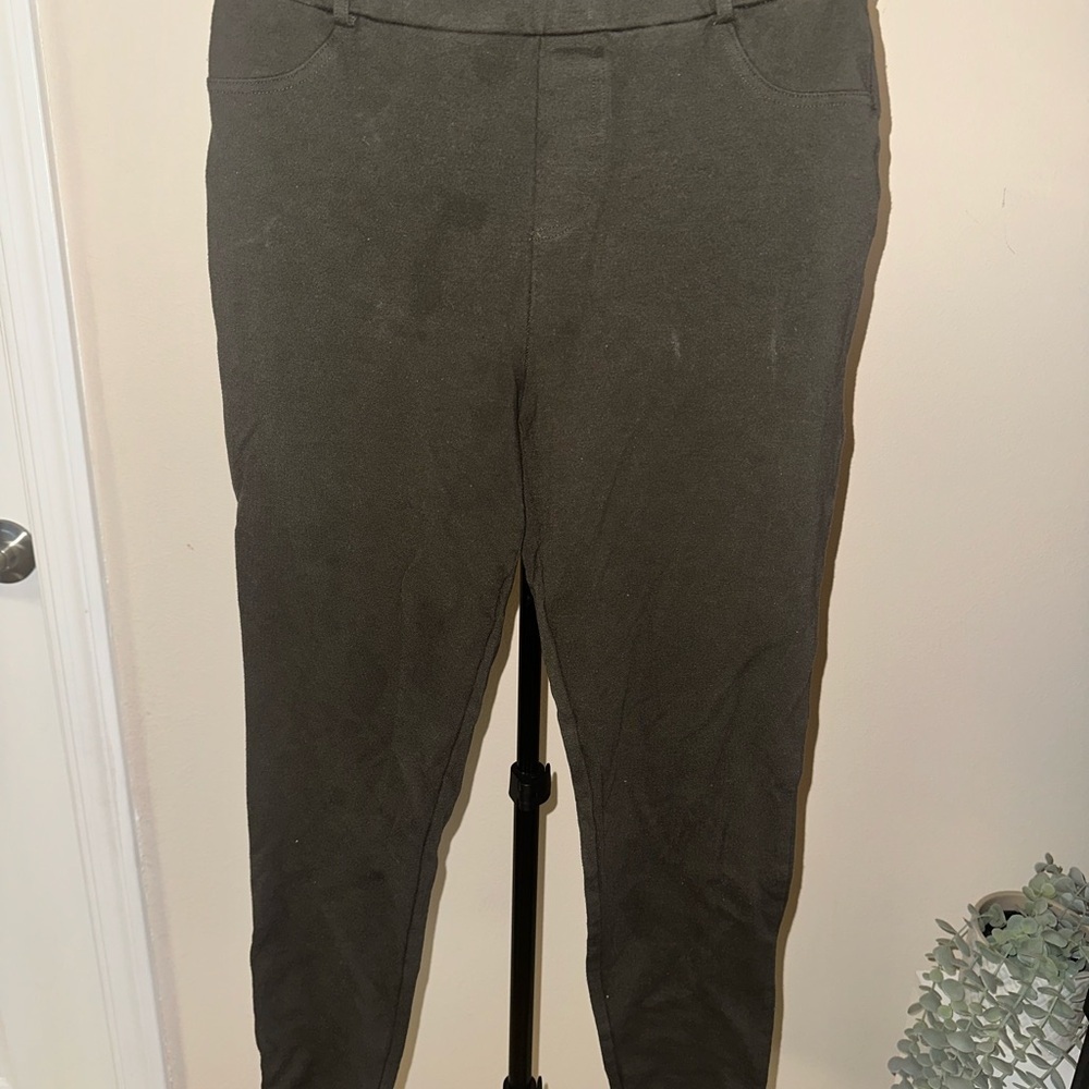 Forever 21 Olive Leggings With Belt Loops - Picture 2 of 4